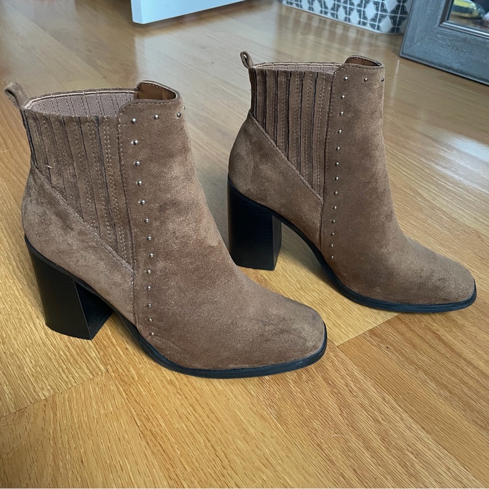 Forever 21 Brown Suede Ankle Boots